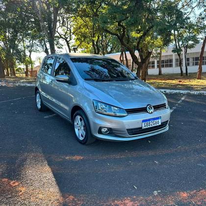 VOLKSWAGEN FOX 1.6 MSI HIGHLINE 16V FLEX 4P MANUAL